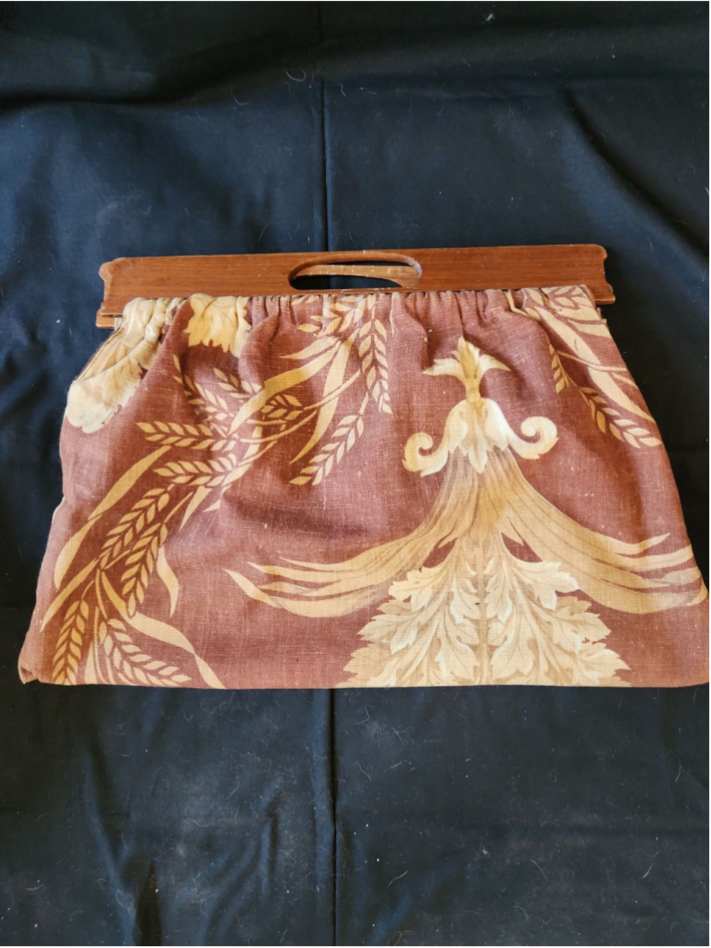 Brown Fabric Handbag Wooden Handle Boho Clasp-less Purse